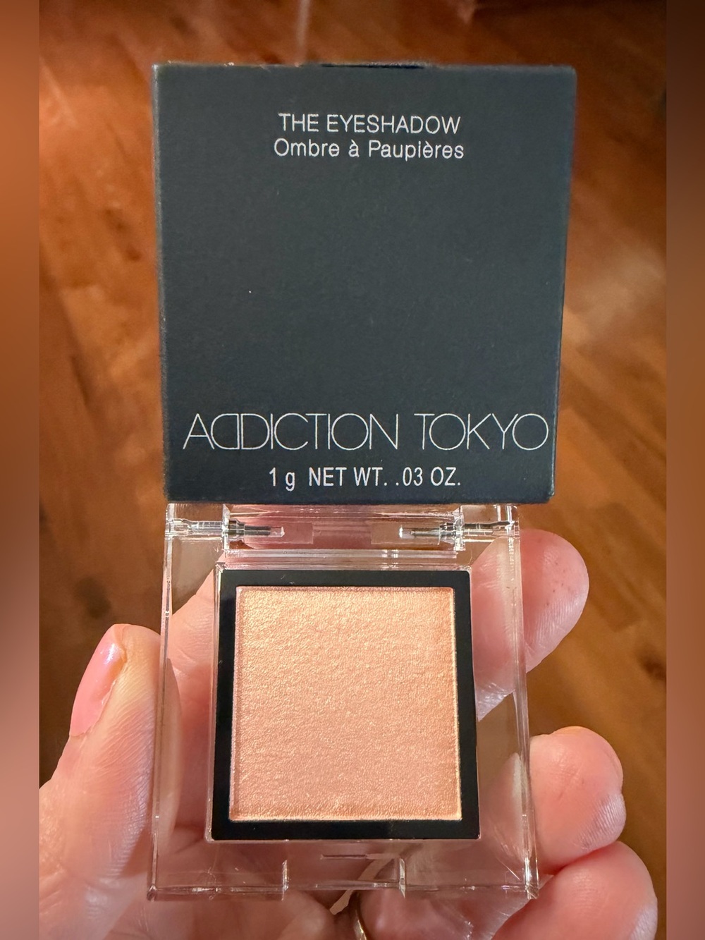 Addiction Tokyo The eyeshadow pearl Coral Pink sand 021P